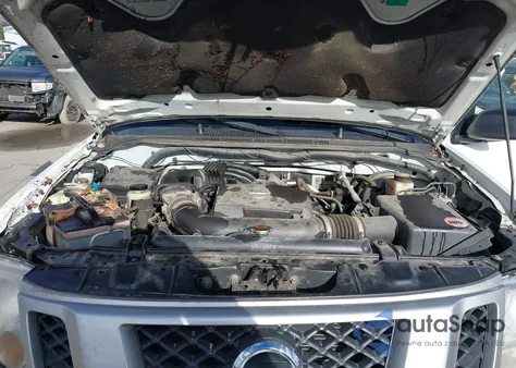 2014 Nissan Xterra X из США, поврежденный, VIN 5N1AN0NW6EN815537